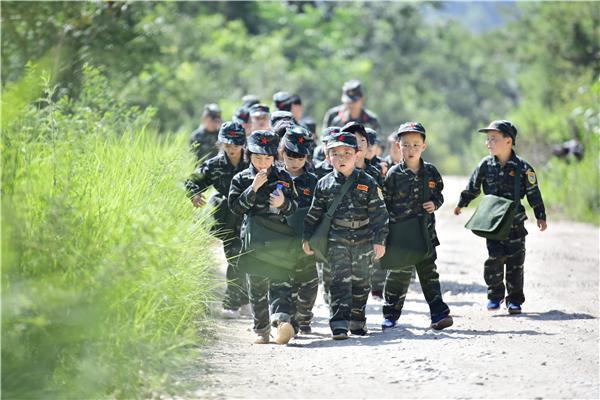 軍事夏令營活動策劃方案，軍事夏令營活動策劃全方案，培養(yǎng)青少年軍事素質(zhì)與團隊精神