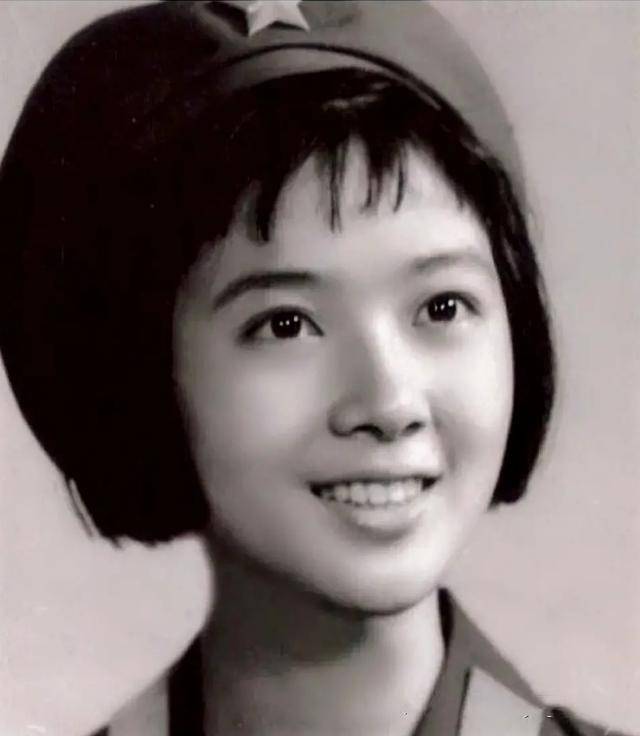 香港80年代美女明星，璀璨閃耀的時(shí)代，香港80年代美女明星的璀璨時(shí)代